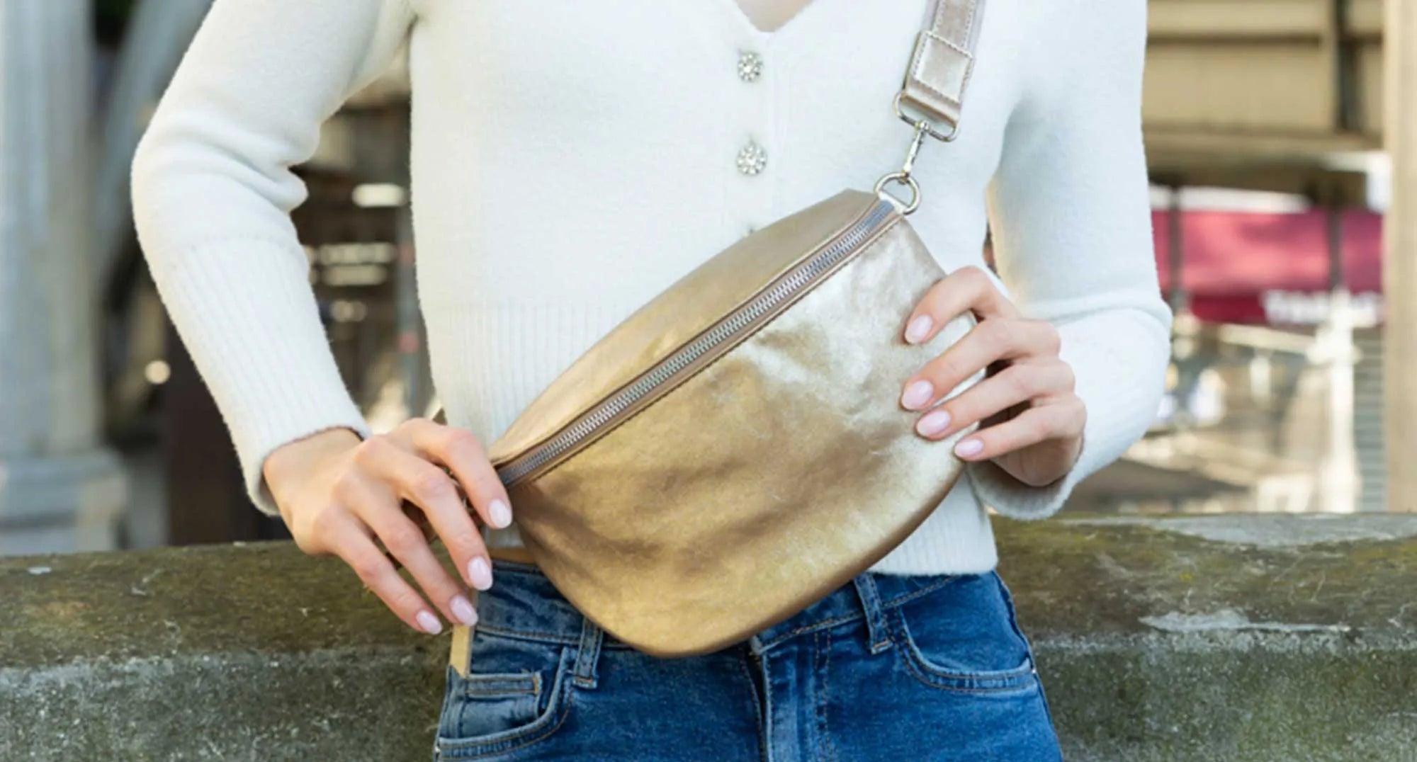 Sac banane femme irisé doré 2025