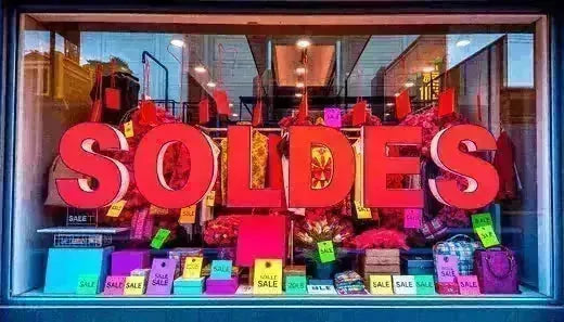 Profitez des soldes dhiver 2025 chez Crocochic  jusquà 30 de remise sur notre collection de sacs et portefeuilles tendance - Crocochic