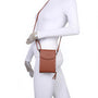 Vue 5 du Pochette téléphone bandoulière femme camel en cuir synthétique par Gallantry.
