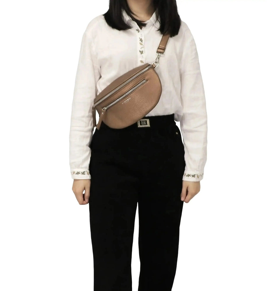 Flora & co Sac banane bandoulière femme multipoches marron métal