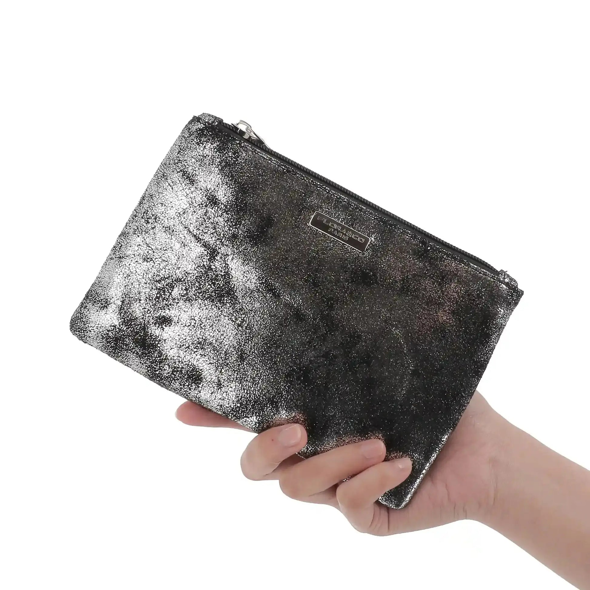 Flora & co Pochette femme suédine irisé gris argent