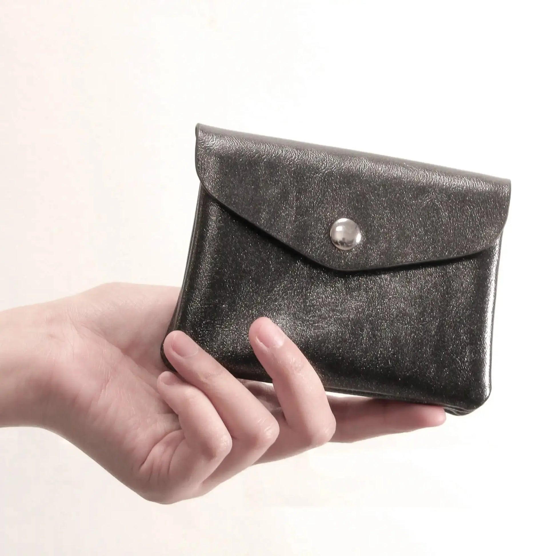 Flora & co Porte-monnaie cartes irisé bouton rabat noir