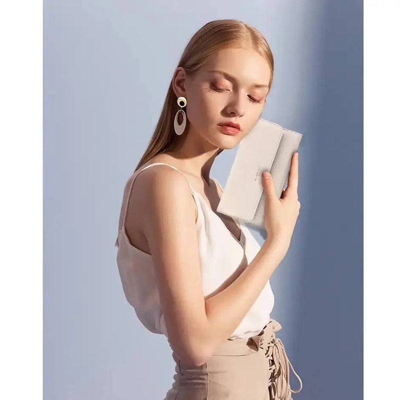 Flora & co Portefeuille chéquier femme souple beige