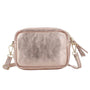 Vue 3 du Petit sac bandoulière carré cuir irisé Or Rose en Cuir couleur OR ROSE - Detail.