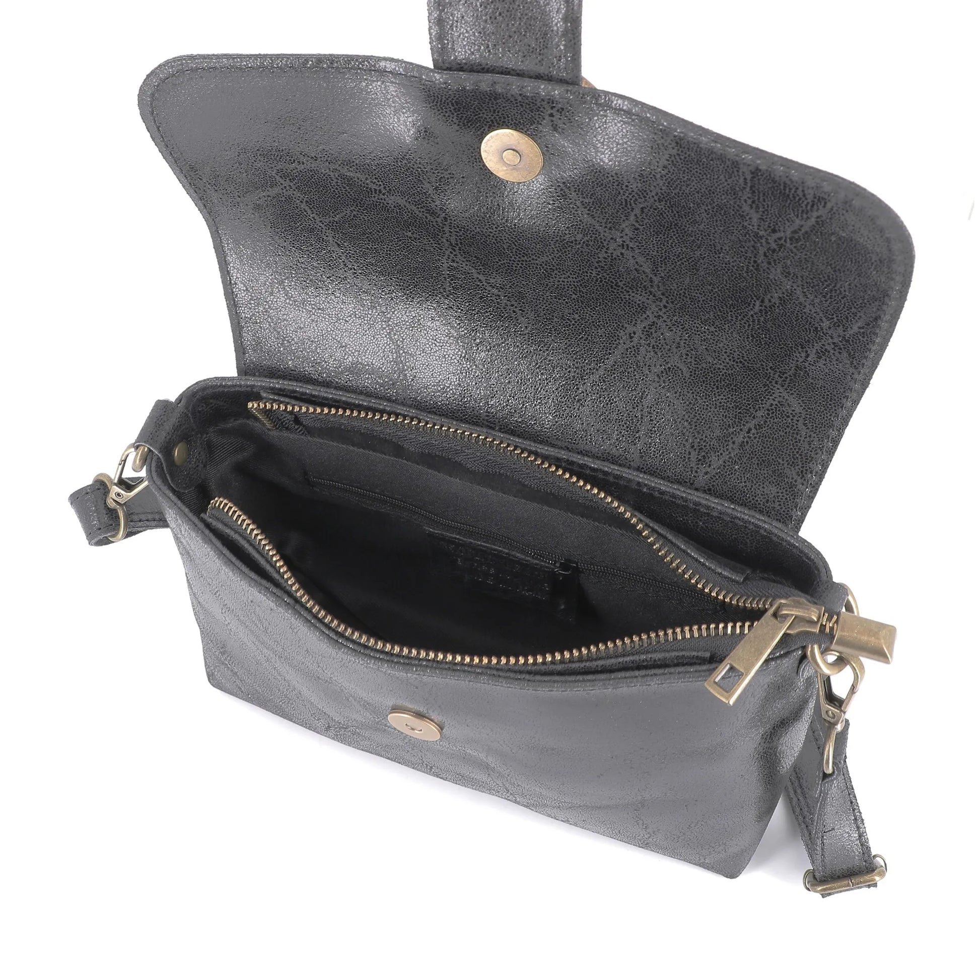 Vue 4 du Sac bandoulière cuir lisse irisé boucle vintage Noir en Cuir couleur NOIR - Detail.